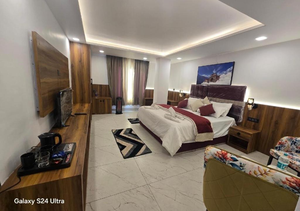 Photo of Bedroom in Badrinath