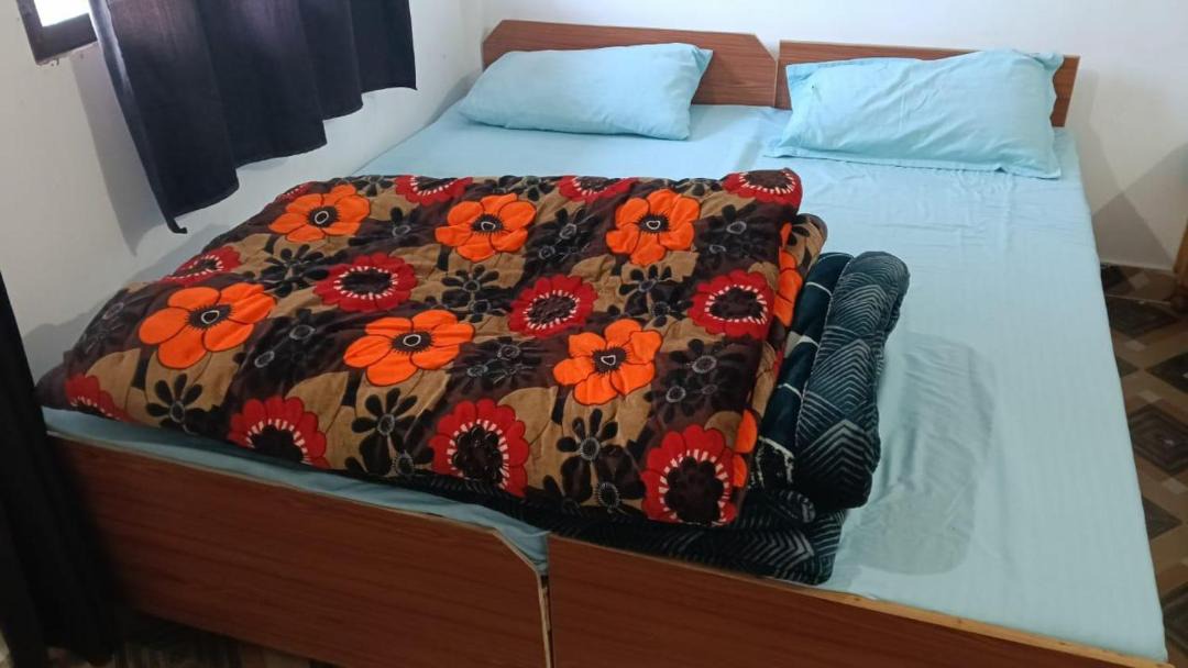 Photo of Bedroom in Narainkoti