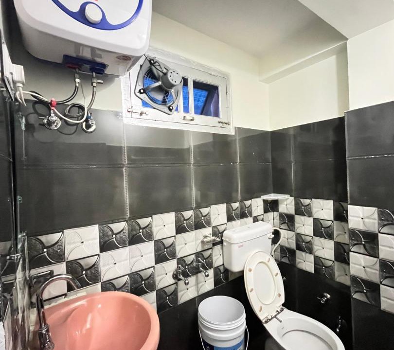 Photo of Bathroom in Brahmaur