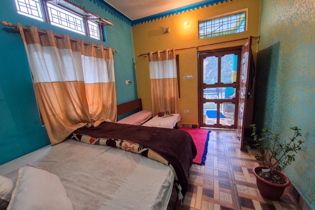 Photo of Bedroom in Uttarkashi