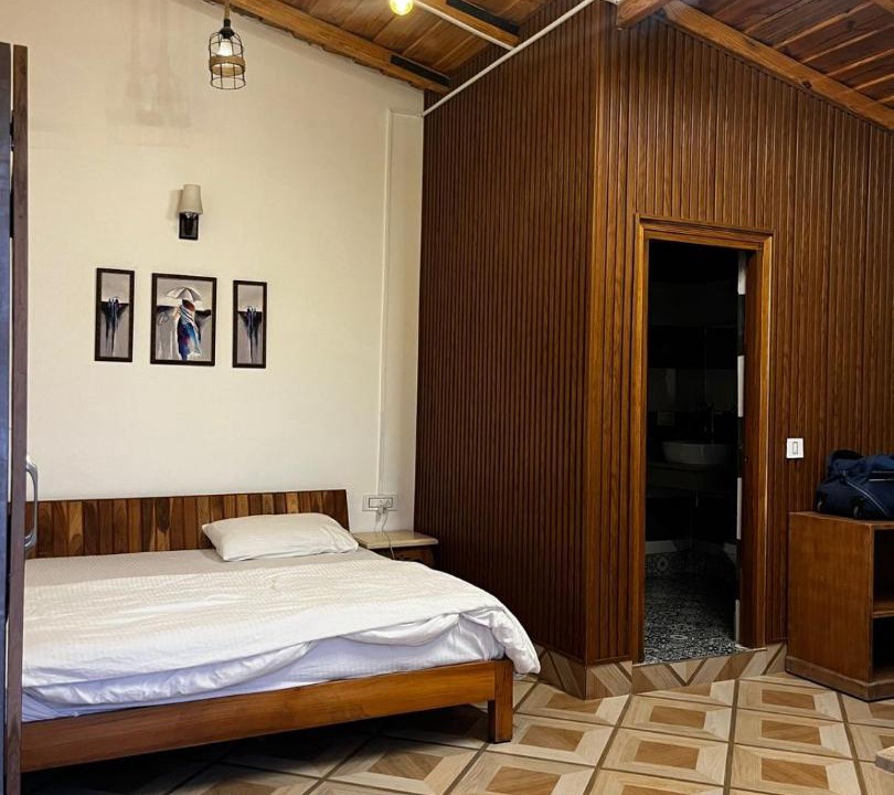 Photo of Bedroom in Mukteshwar