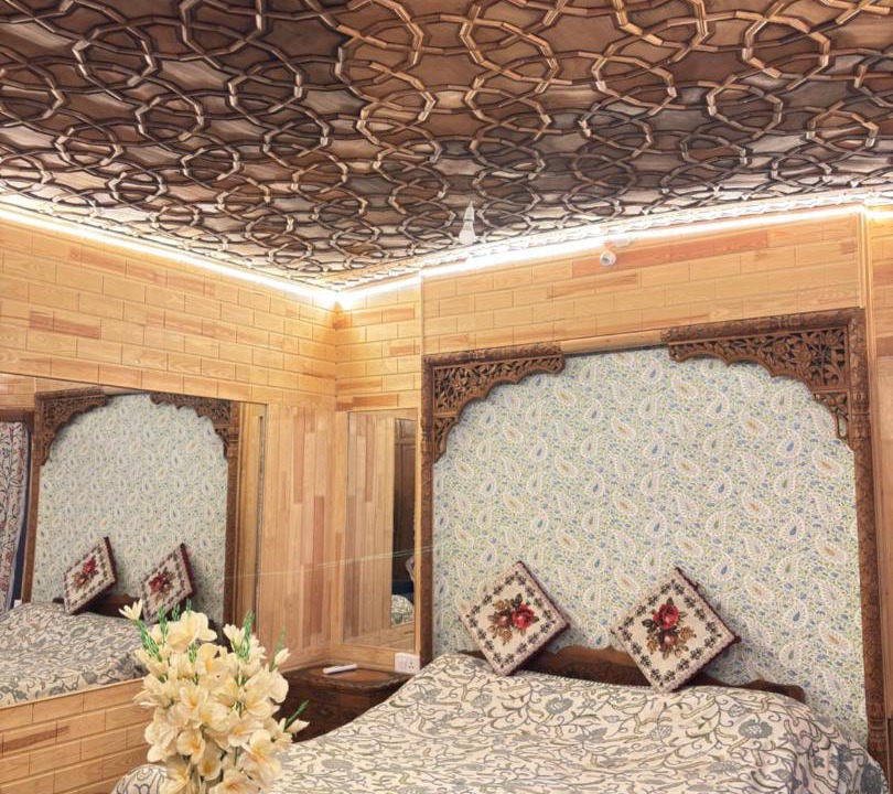 Photo of Bedroom in Nagin Bagh