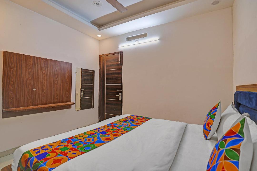 Photo of Bedroom in Sector 62