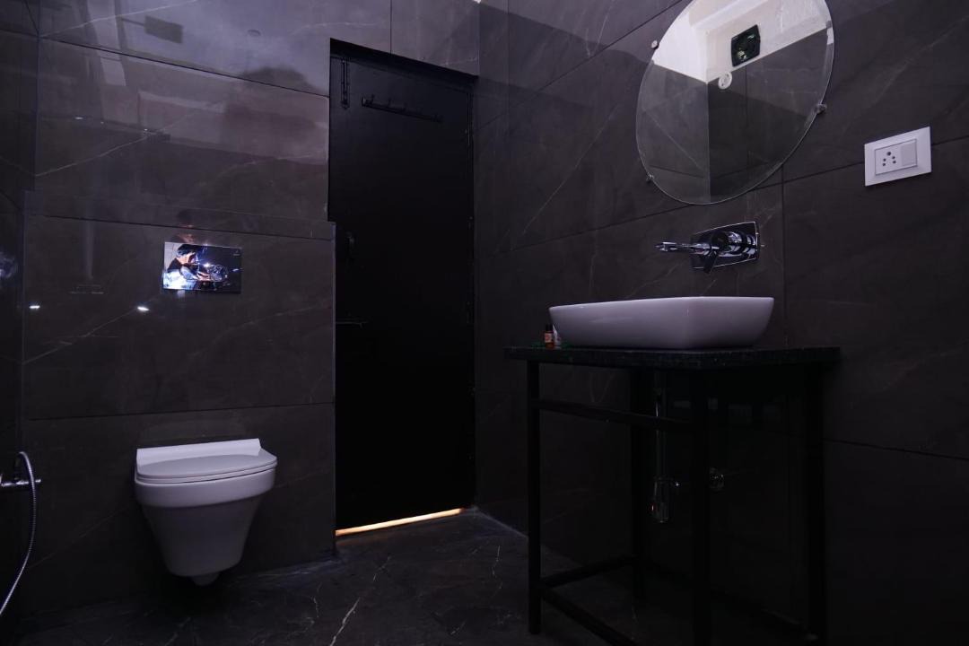 Photo of Bathroom in Tapovan