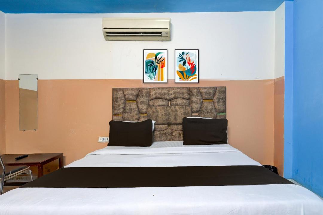 Photo of Bedroom in Mukherjee Nagar
