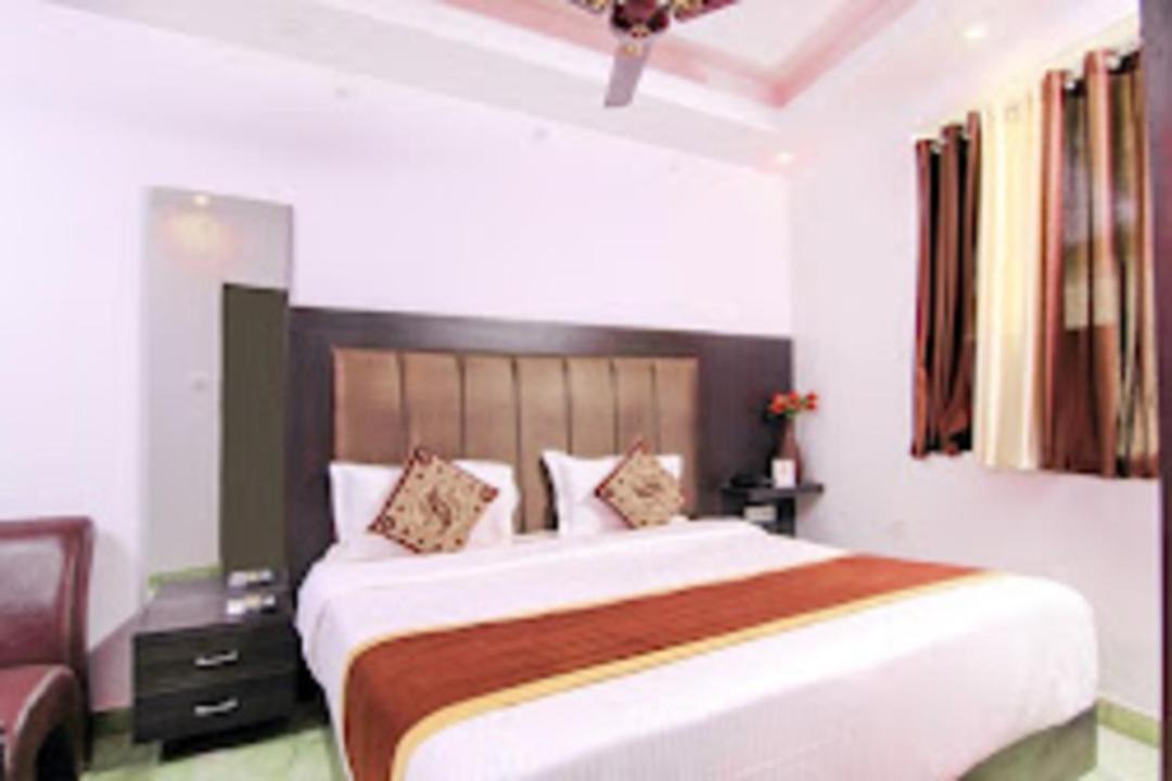 Photo of Bedroom in Charbagh