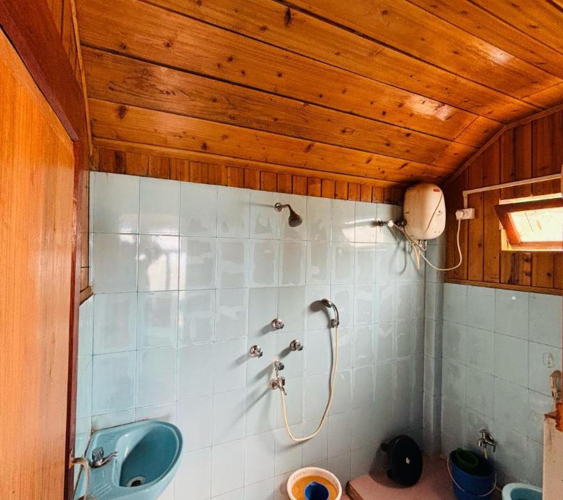 Photo of Bathroom in Lava
