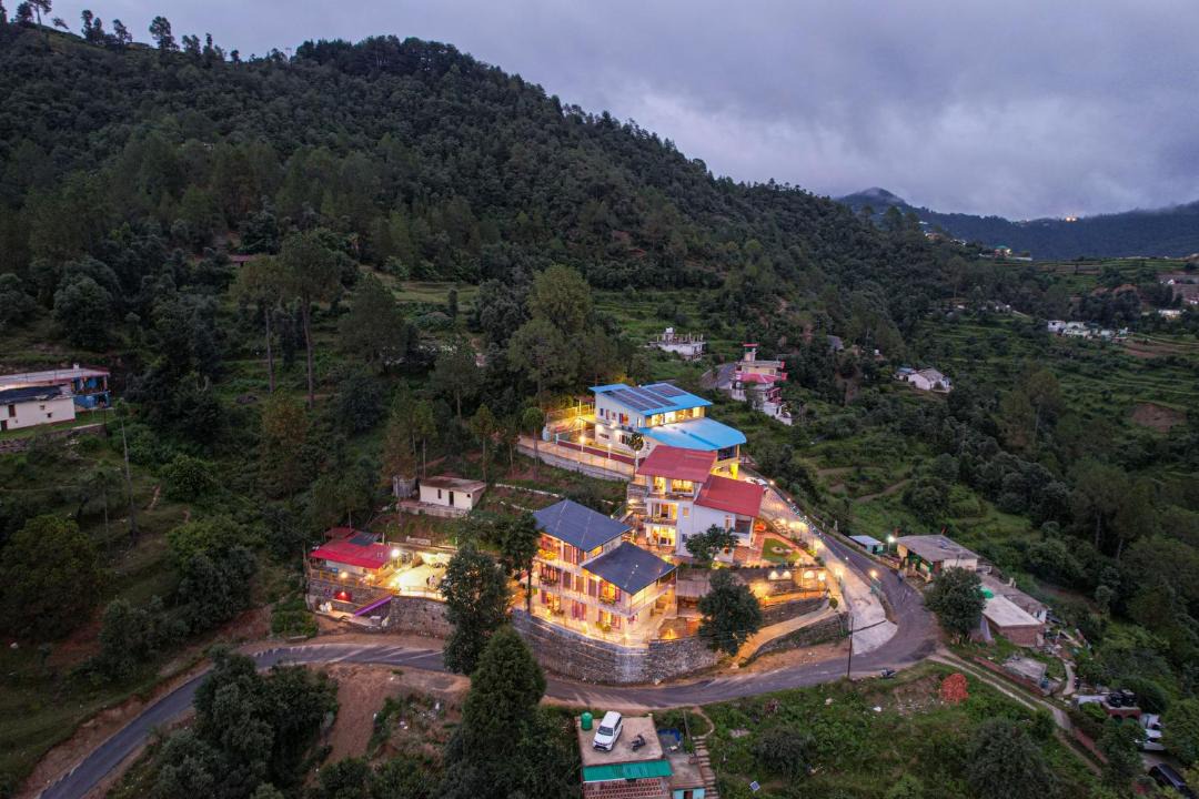 Photo of Others in Kaul