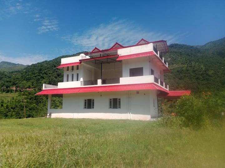 Photo of Others in Nahan