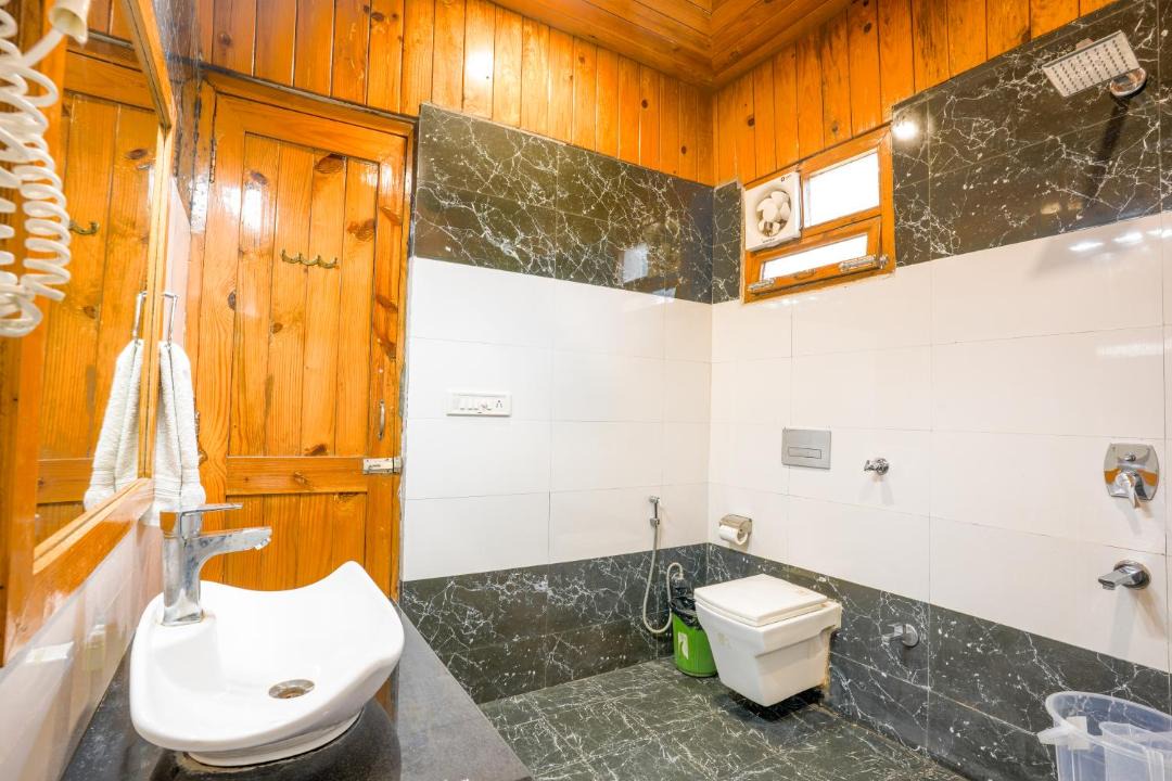 Photo of Bathroom in Sona Nadi Range