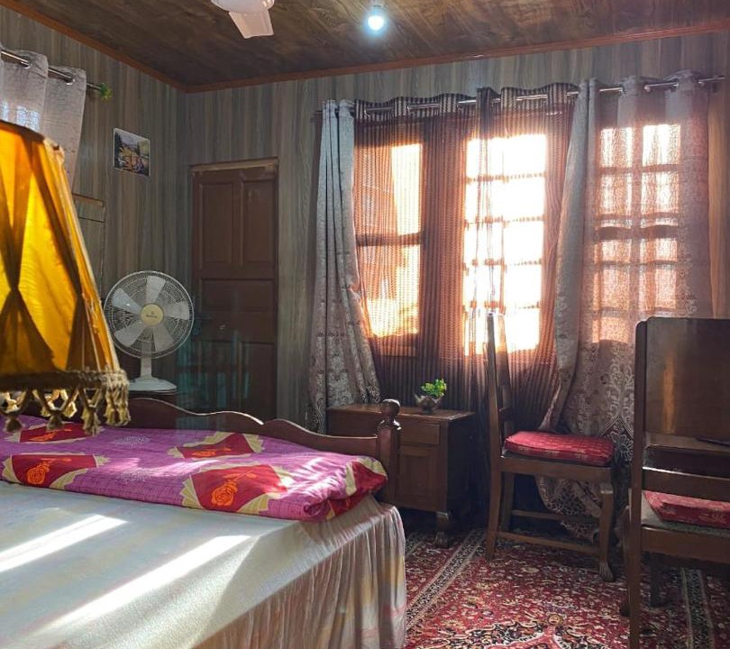 Photo of Bedroom in Nagin Bagh