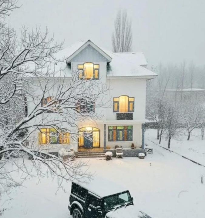 Photo of Others in Srinagar