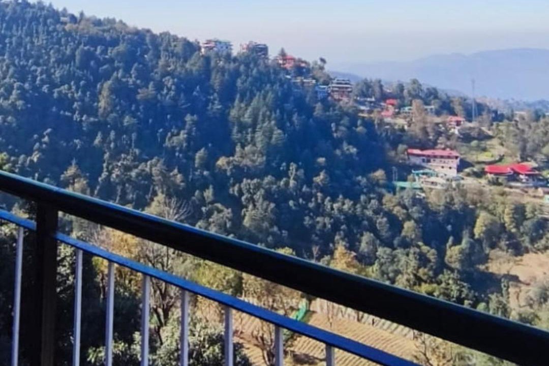 Photo of Others in Shoghi