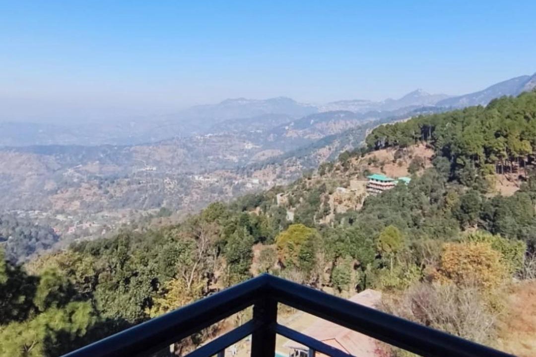 Photo of Others in Shoghi