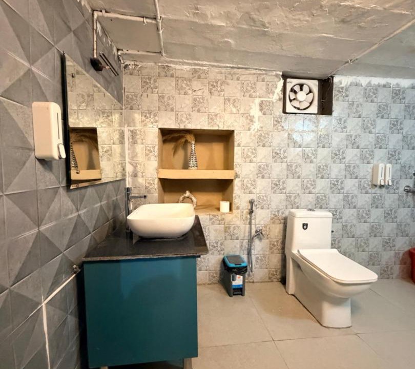 Photo of Bathroom in Ukhimath