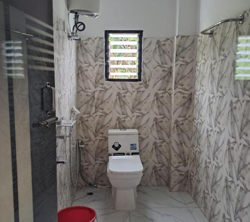 Photo of Bathroom in Kolakham