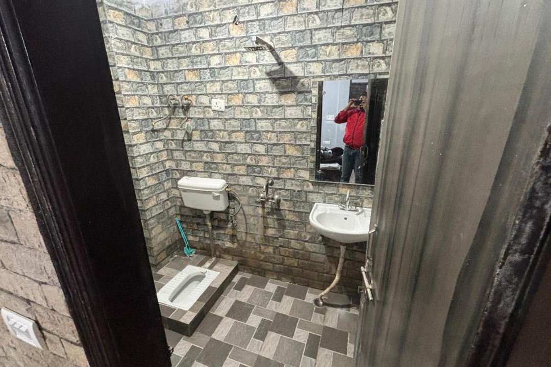 Photo of Bathroom in Malviya Nagar