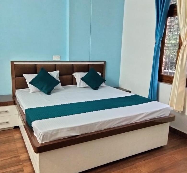 Photo of Bedroom in Almora
