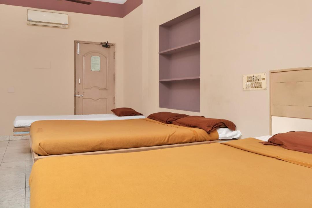 Photo of Bedroom in Salem