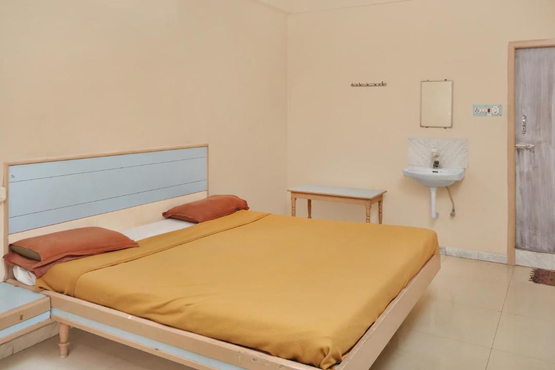 Photo of Bedroom in Salem