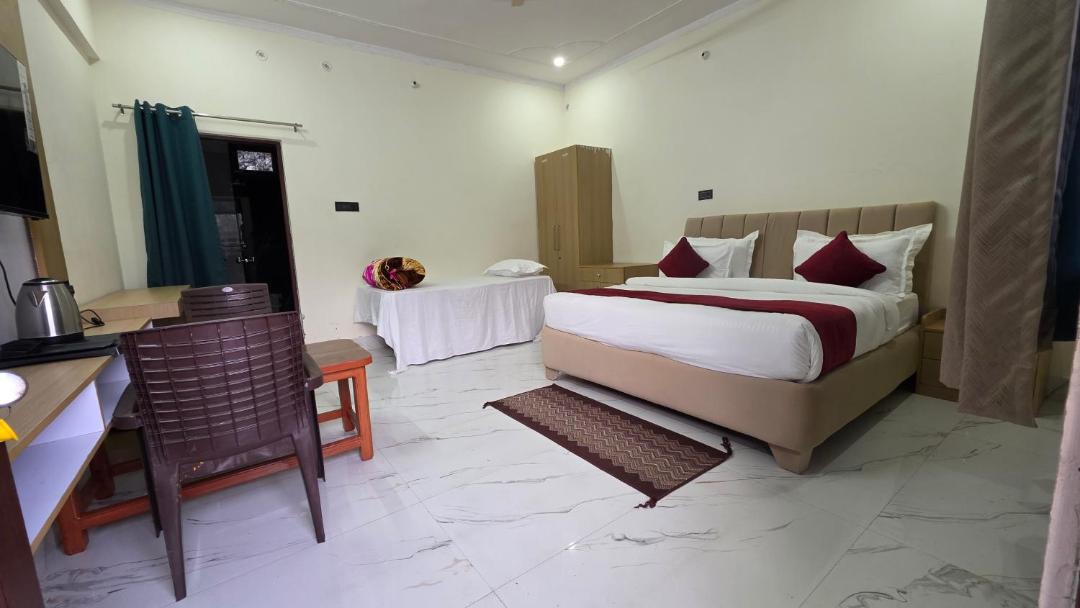 Photo of Bedroom in Chamoli