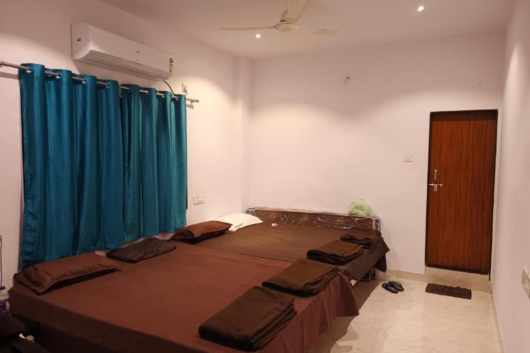 Photo of Bedroom in Akalkot