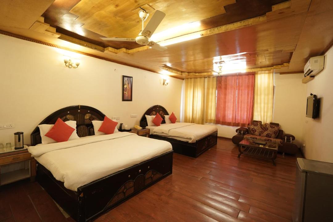Photo of Bedroom in Bhagsu Nag