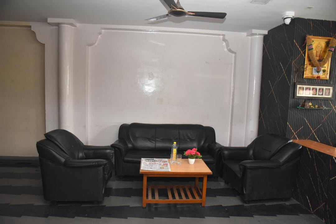Photo of Livingroom in Perundurai