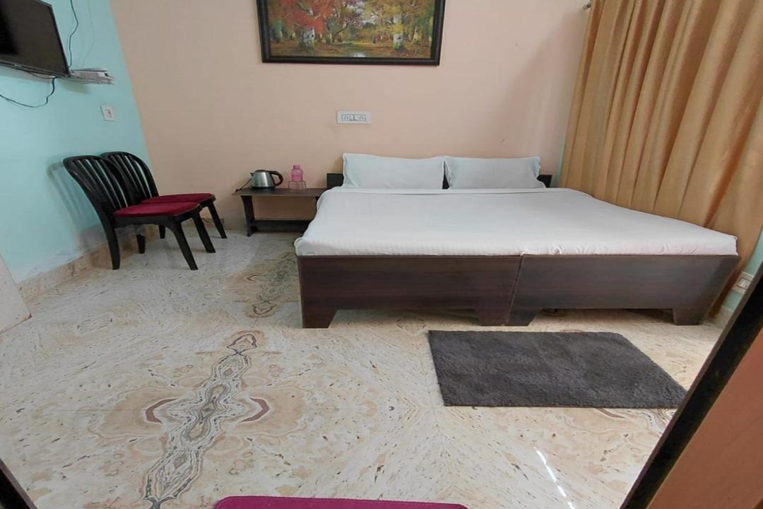 Photo of Bedroom in Lansdowne