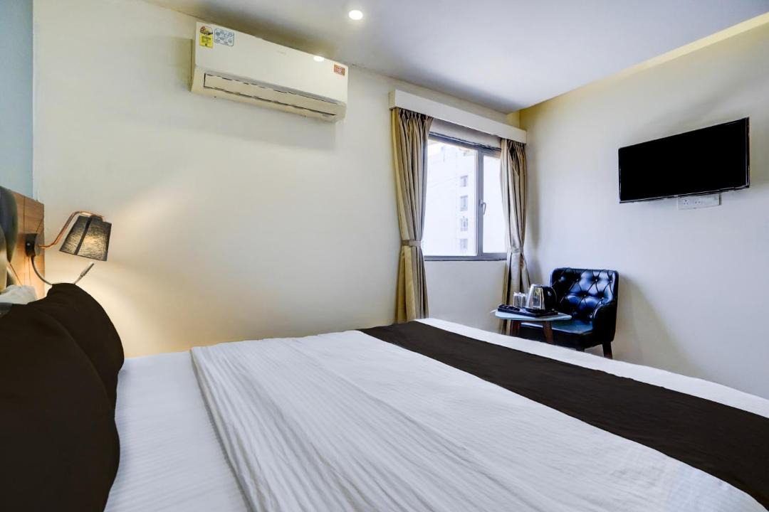 Photo of Bedroom in Sayajiganj