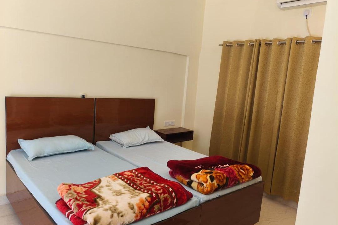 Photo of Bedroom in Tapovan