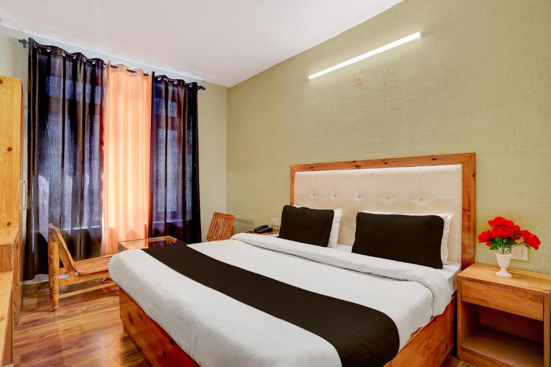 Photo of Bedroom in Vashist