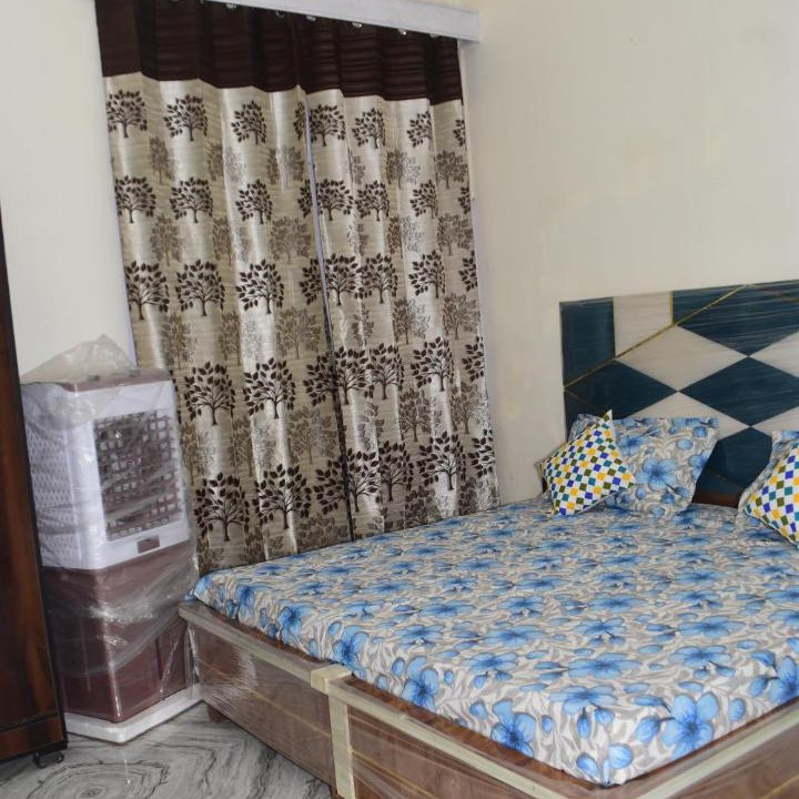 Photo of Bedroom in Katra