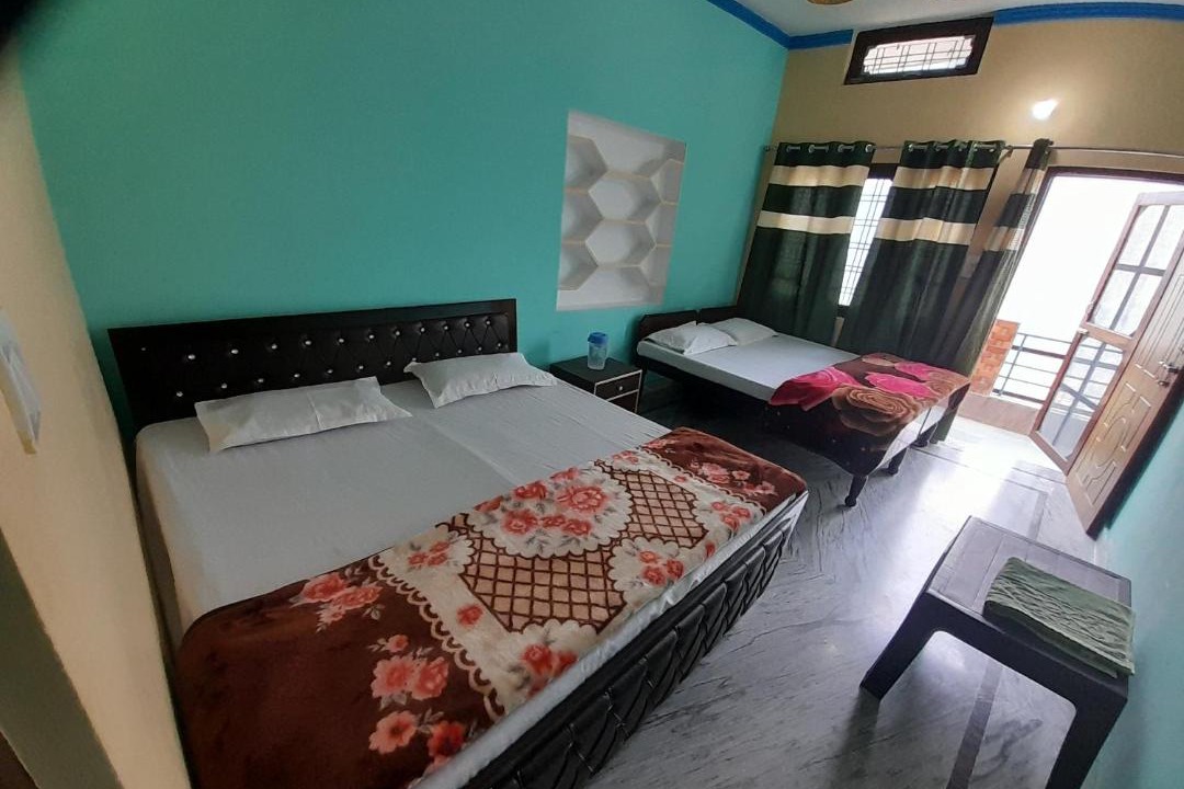Photo of Bedroom in Guptkashi