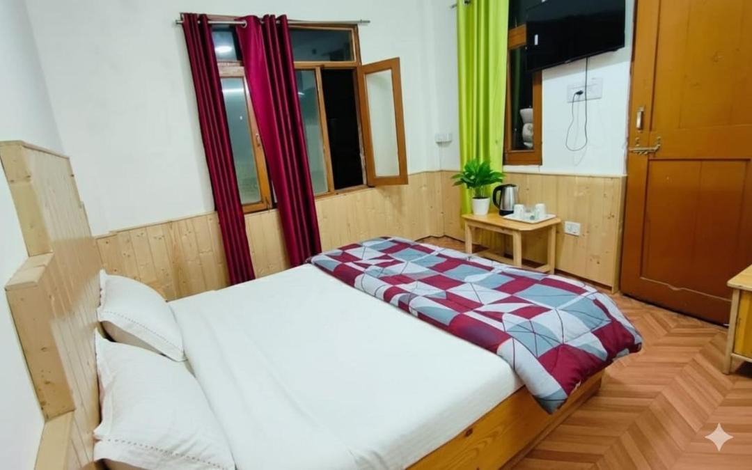 Photo of Bedroom in New Manali