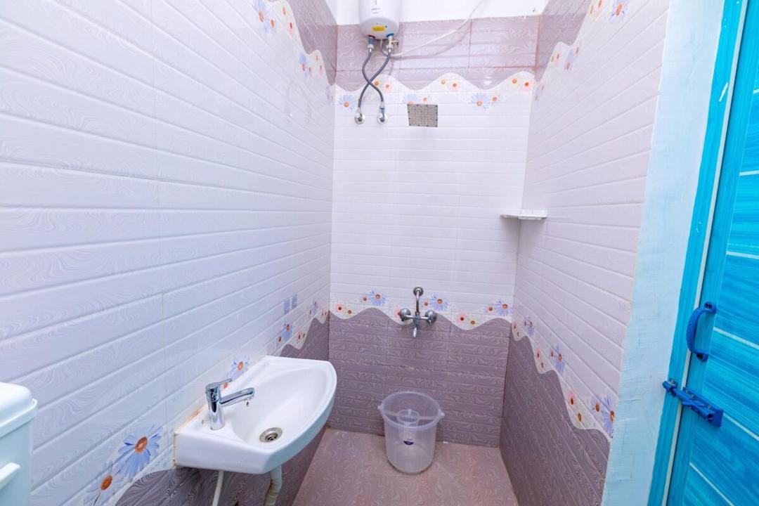 Photo of Bathroom in Bommayapalayam
