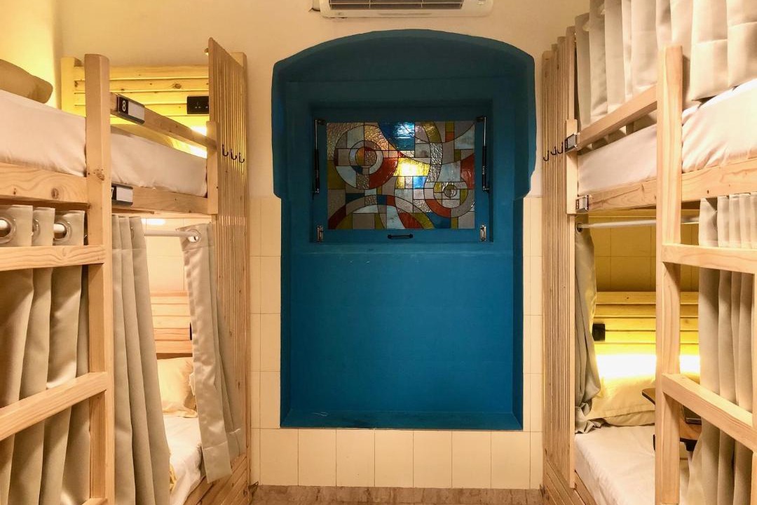 Photo of Bedroom in Pali Hill