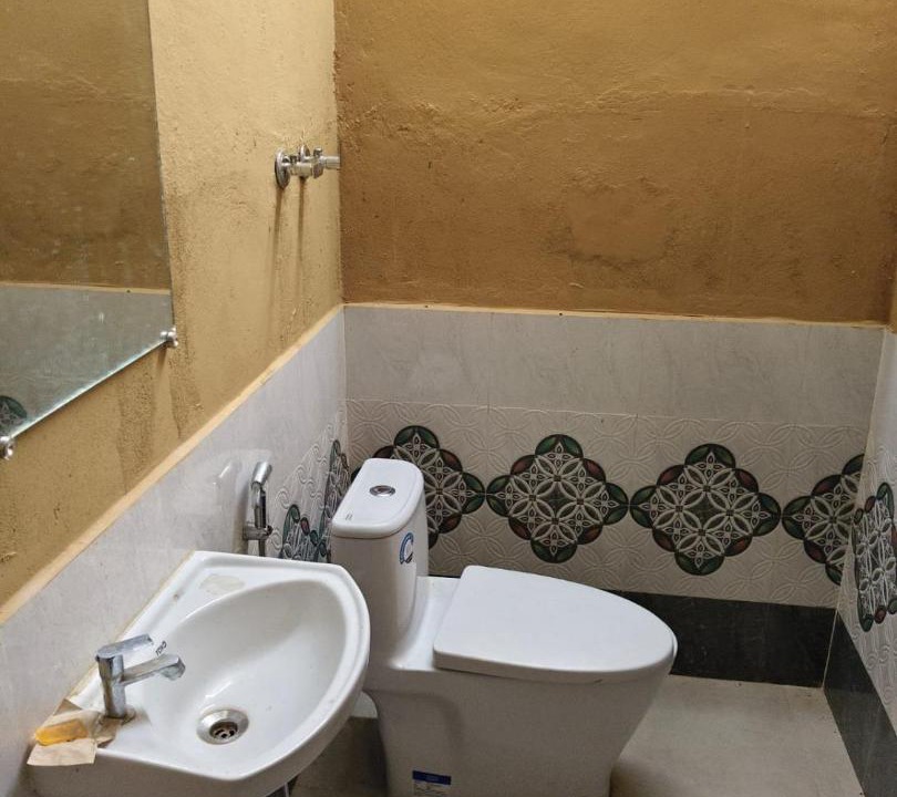 Photo of Bathroom in Naraini