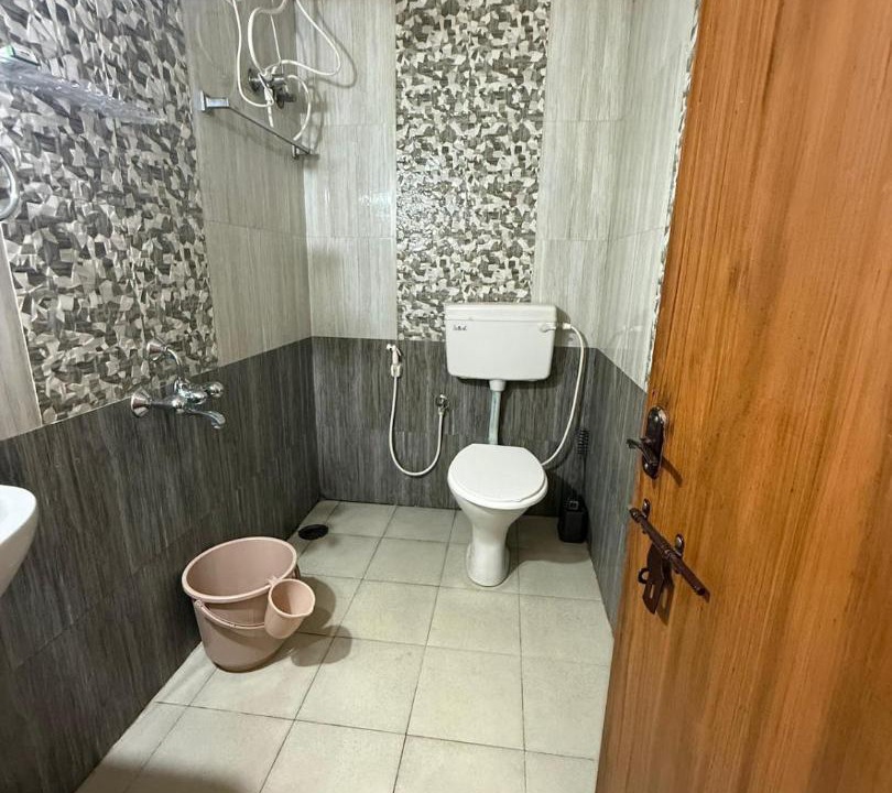 Photo of Bathroom in Madapura