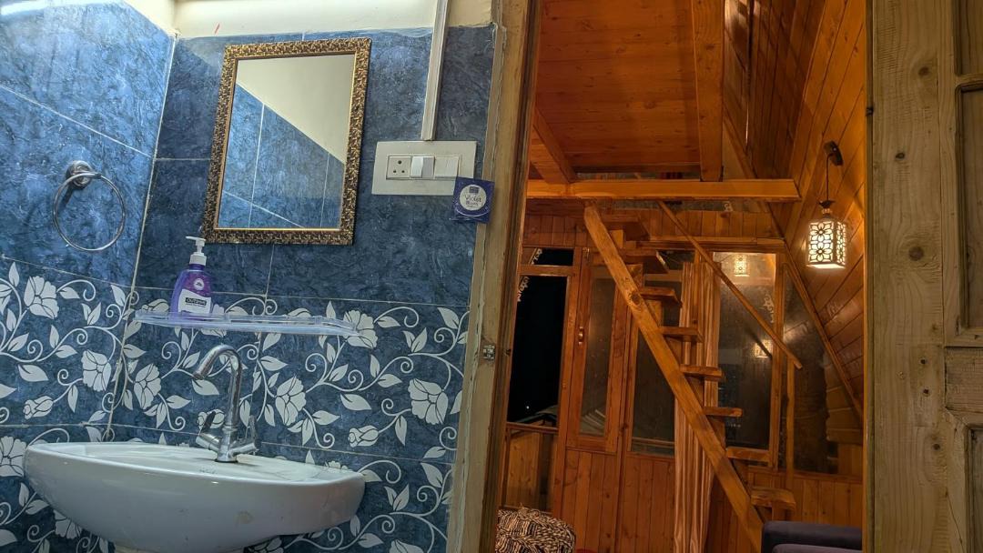 Photo of Bathroom in Jibhi