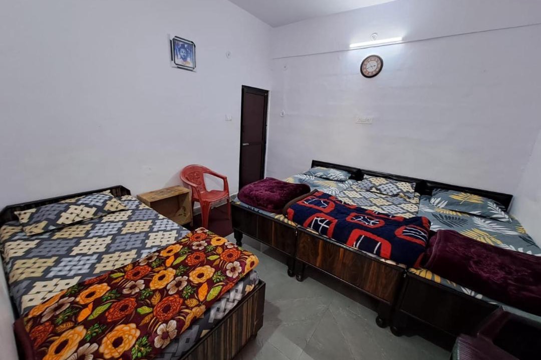 Photo of Bedroom in Ukhimath