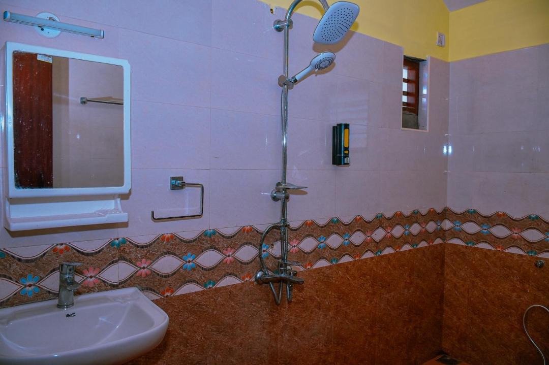 Photo of Bathroom in Kodaikanal
