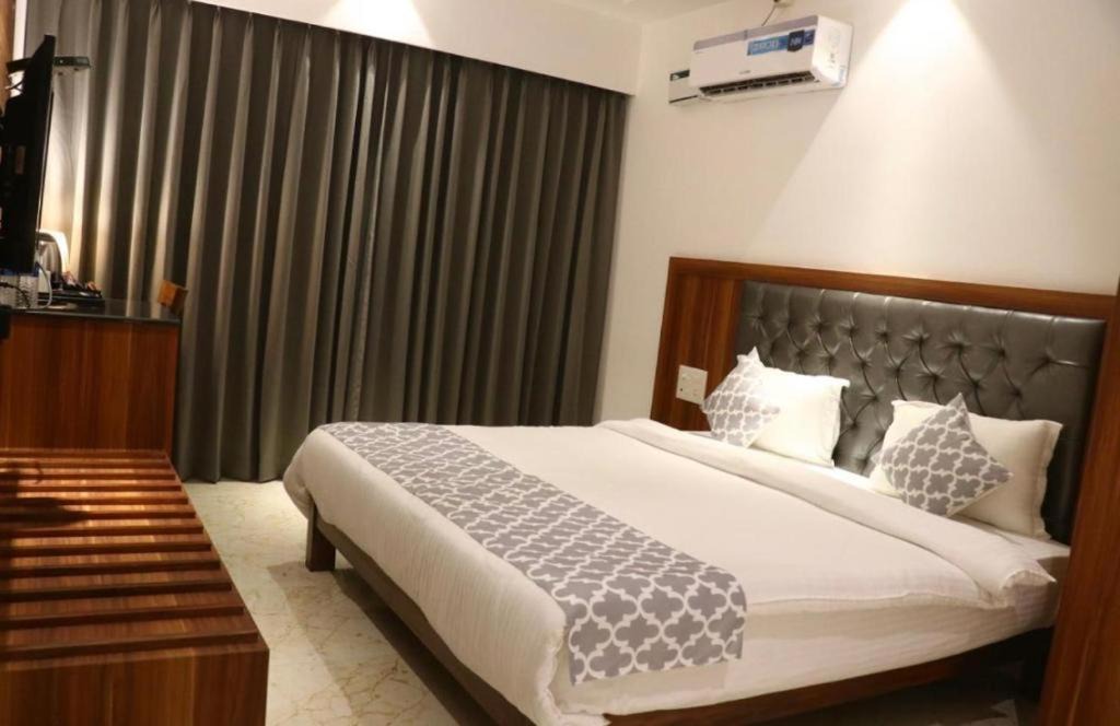 Photo of Bedroom in Aleo