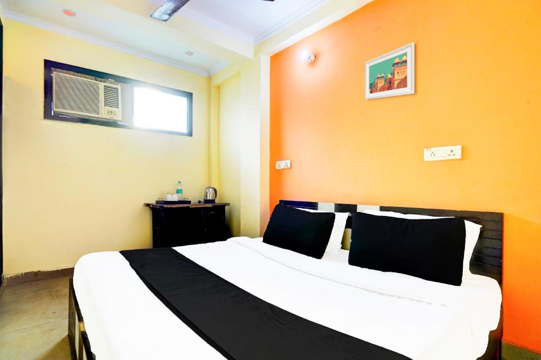 Photo of Bedroom in Sector 62