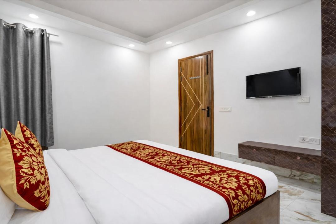 Photo of Bedroom in Sainik Farm