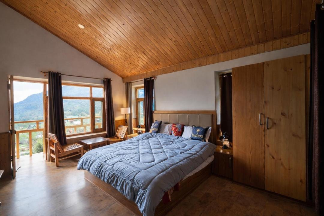 Photo of Bedroom in Manali