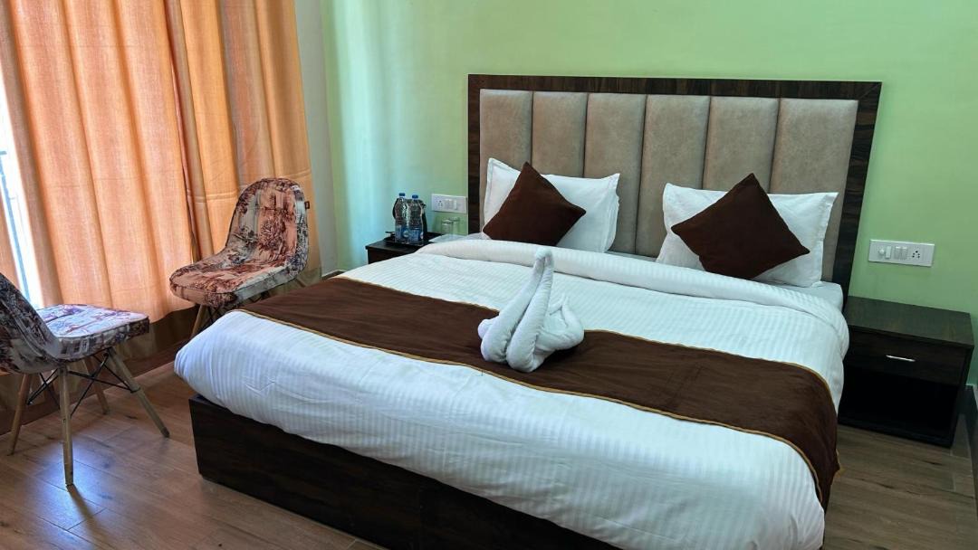 Photo of Bedroom in Narainkoti