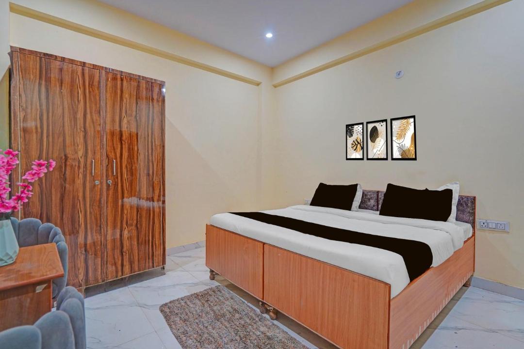Photo of Bedroom in Sector 27