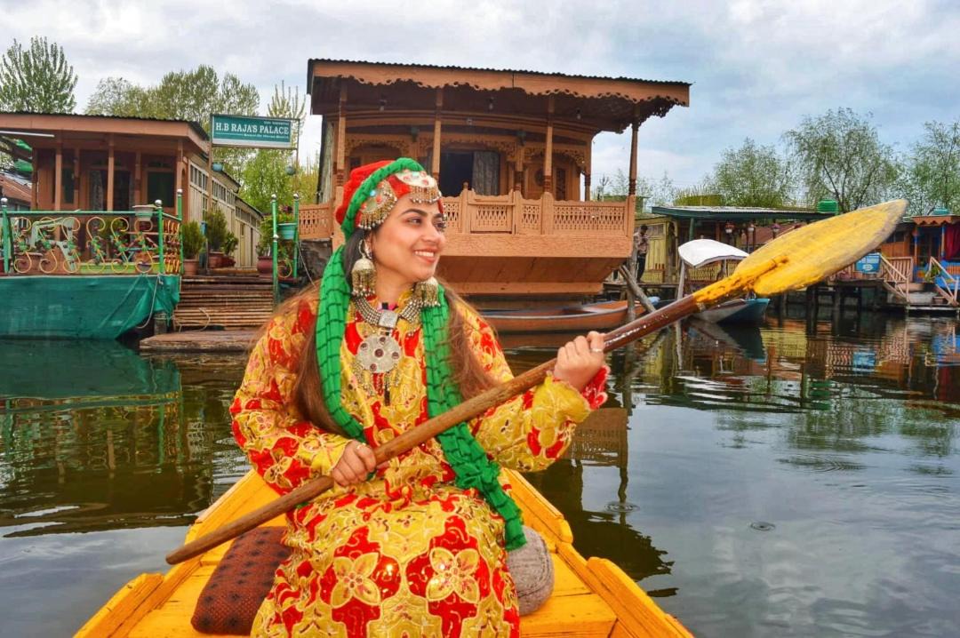 Photo of Others in Dal Lake