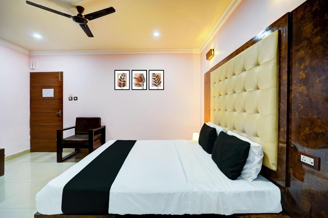 Photo of Bedroom in Shivaji Nagar